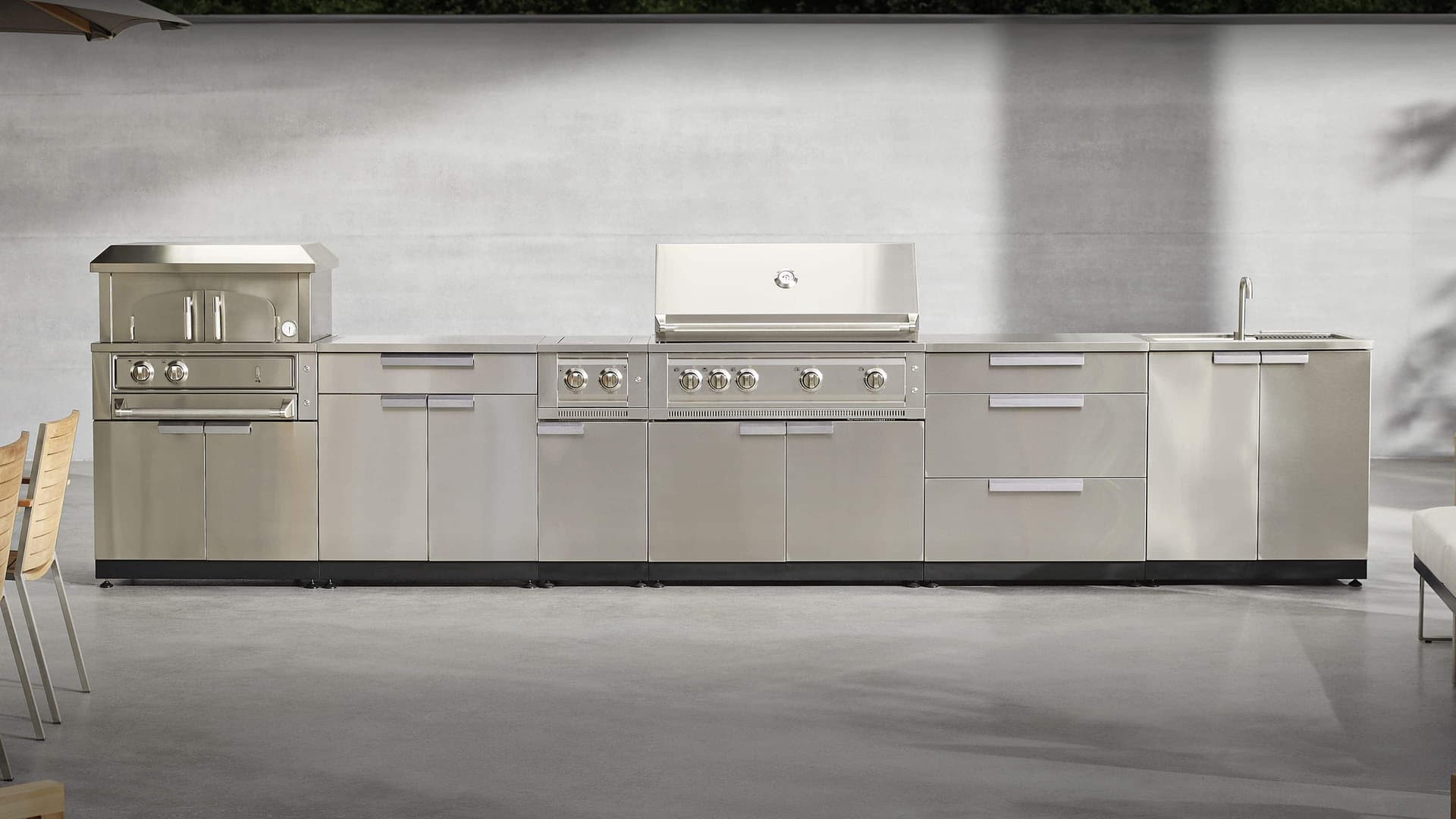 NewAge custom outdoor kitchens